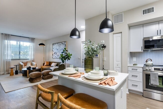 Building Photo - The Preserve Cypress Hammock