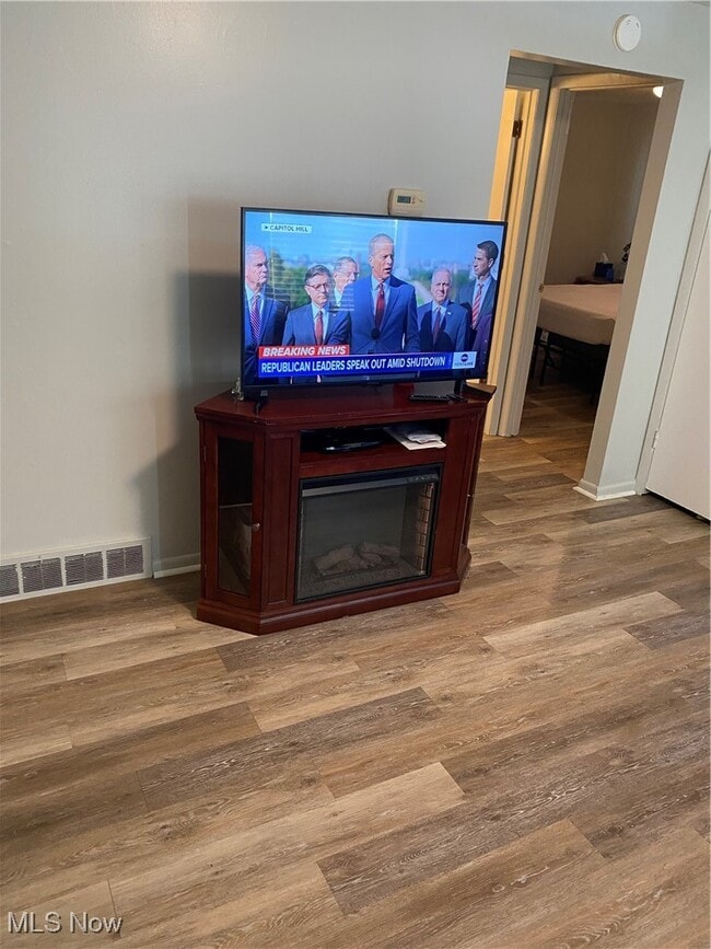 Photo - 2716 Bailey St NW