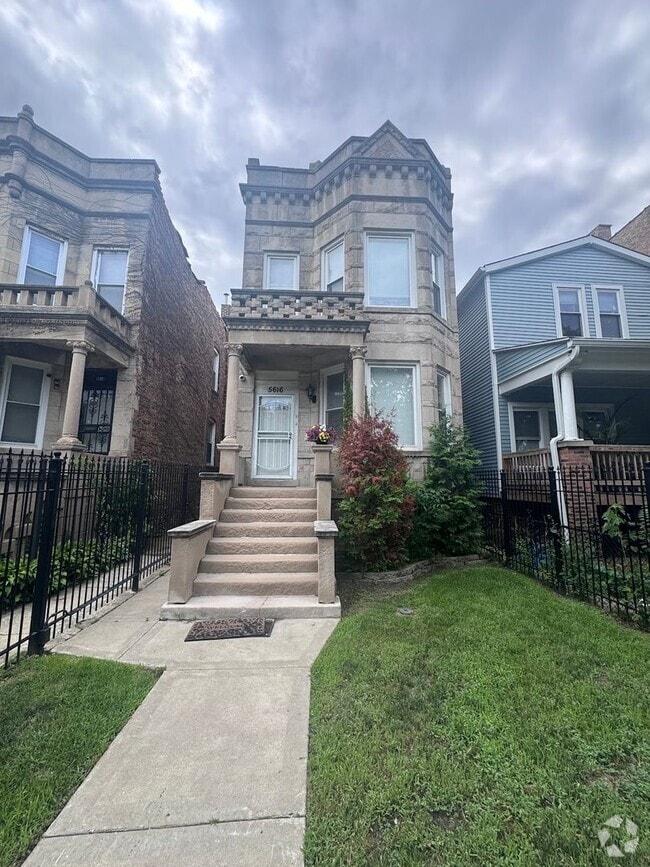 Building Photo - Beautiful 2-Bedroom 1-bath Graystone Apart... Unit 1 Rental