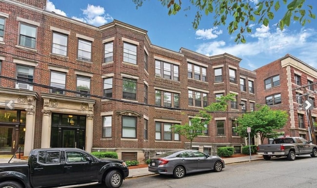 Photo - 17 Stearns Rd Unit 4