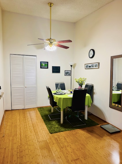 Dining area - 2280 S Oswego Way Unit 301