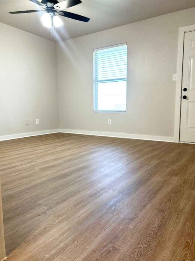 Photo - Charming Remodeled Duplex - Move- in READY!