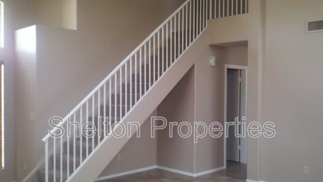 Photo - 6822 W Louise Dr