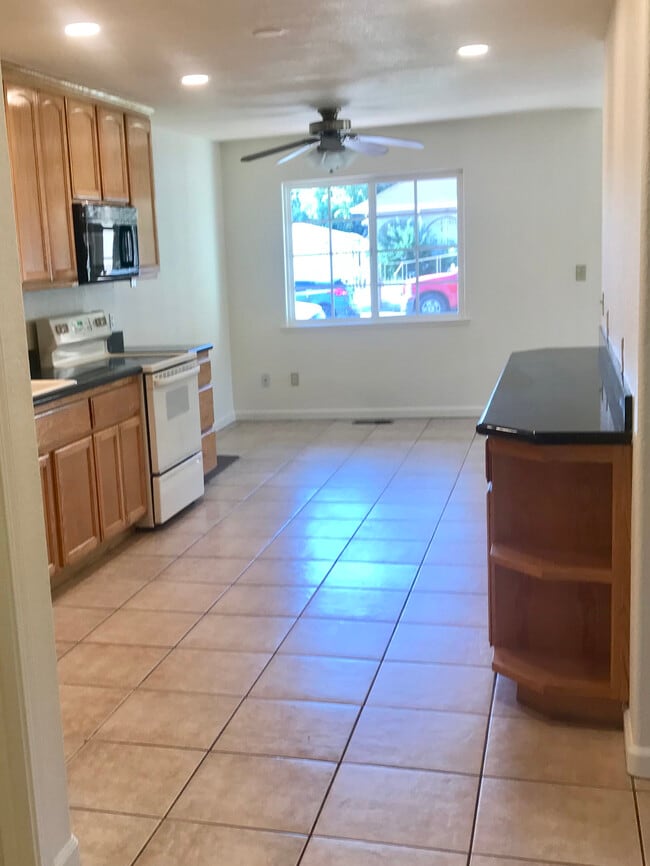 Photo - 1601 E San Fernando St Unidad 1601