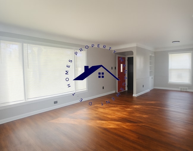 Photo - 12752 Memorial-