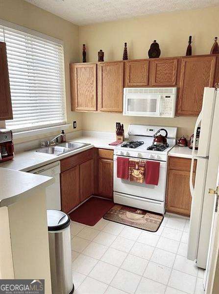 Photo - 830 Windcroft Cir NW