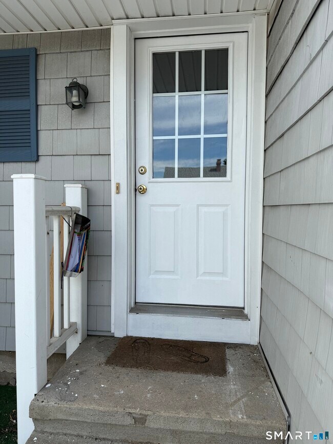 Photo - 284 Linwood Ave