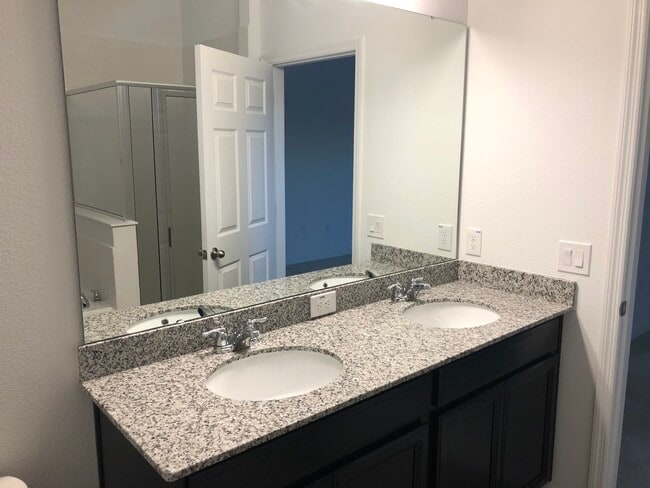 Photo - 3433 Middlebrook Pl
