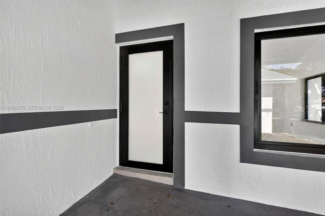 Photo - 20615 NE 9th Ct