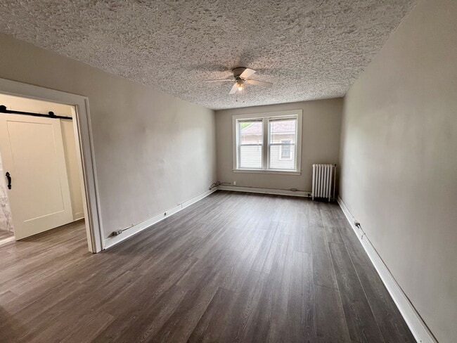 Building Photo - 277 Curry Ave Unit 09