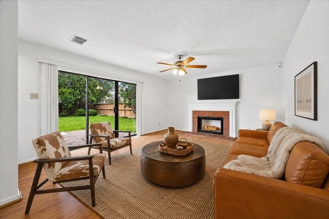 Photo - 15251 Kelbrook Dr