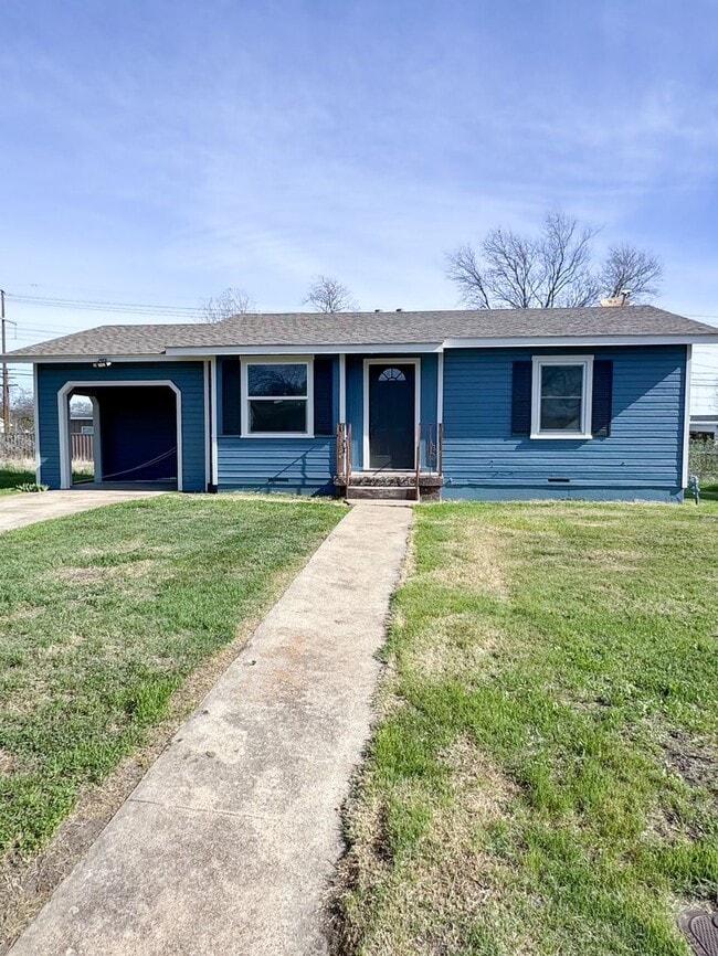 Building Photo - Cute, remodeled home in Central Killeen