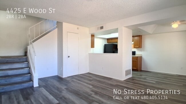 Photo - 4425 E Wood St