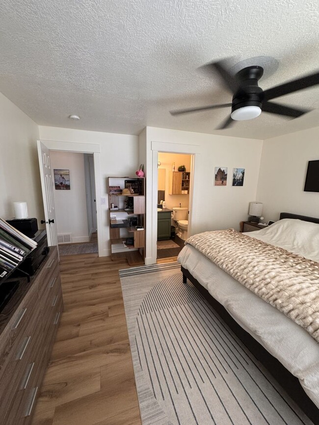 Photo - Beautifully Remodeled 4 Bed, 3 Bath Home with 2-Car Garage with amazing views and solar!!