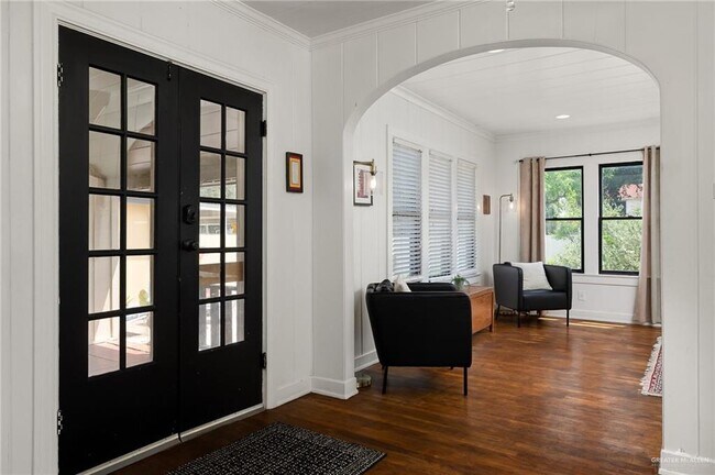 Photo - 902 N 15th St