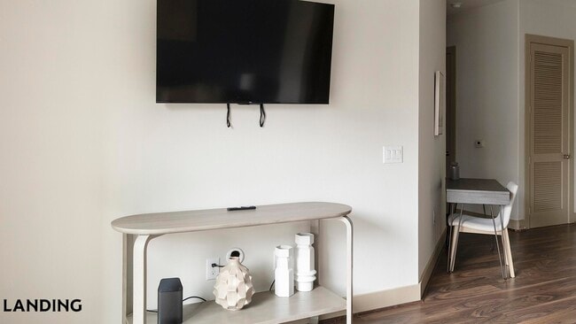Photo - 2626 Fountain View Dr Unit 1-312