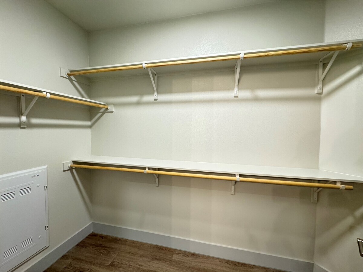 Photo - 29600 Ronald Reagan Blvd Unit B4.6307