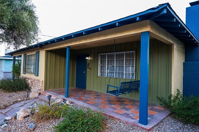 Building Photo - 706 Bracken Ave Rental