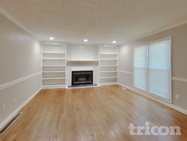 Photo - 100 Hillcrest Point