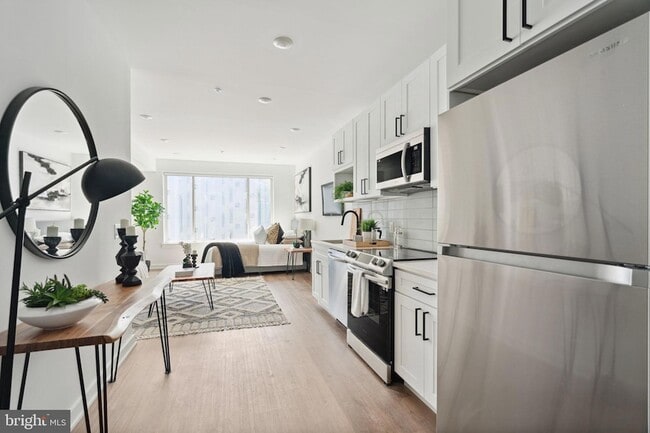 Building Photo - 5904 Germantown Ave Unit 104 Rental
