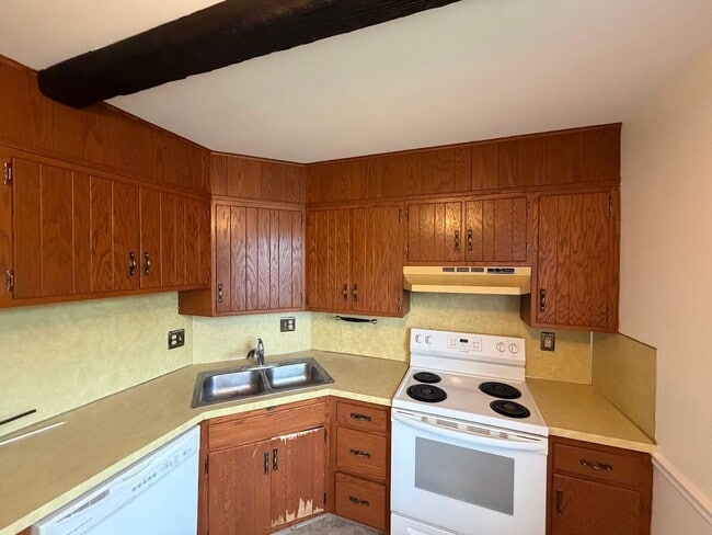 Photo - 3 Bedroom Townhouse Wilson School District