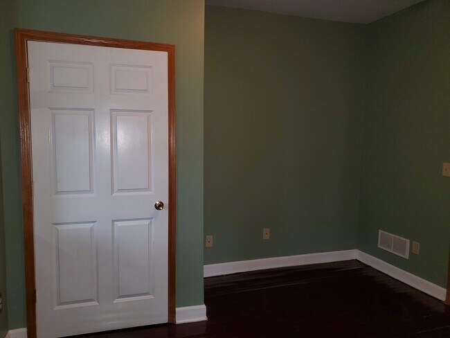 Photo - 711 Edmund Ave Unit 2