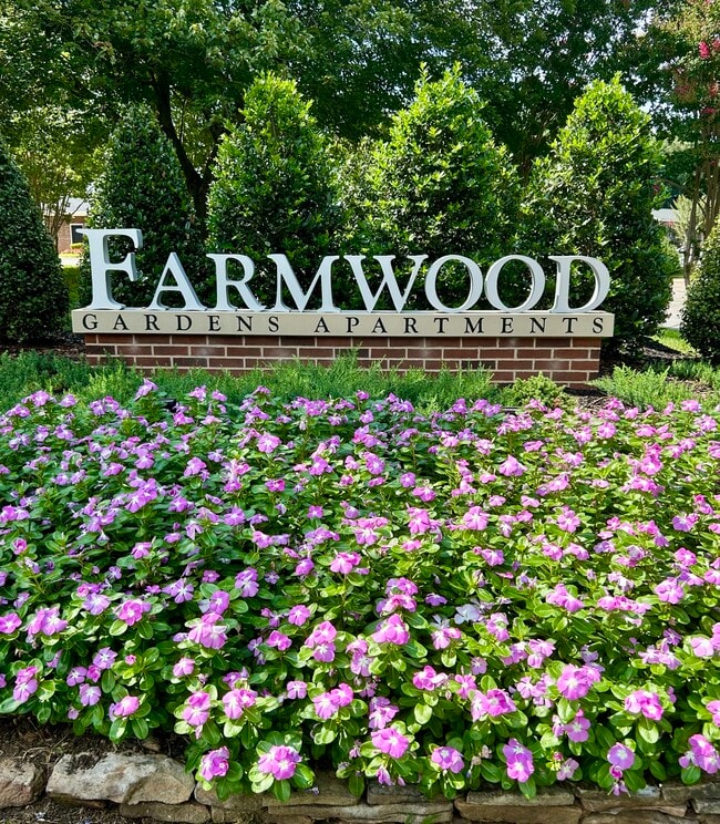 FW SIGN - Farmwood Gardens Apartments