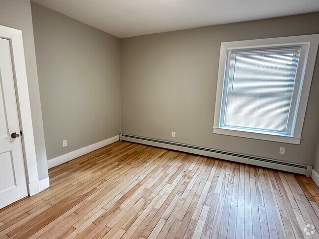 Building Photo - 1266 Commonwealth Ave Rental