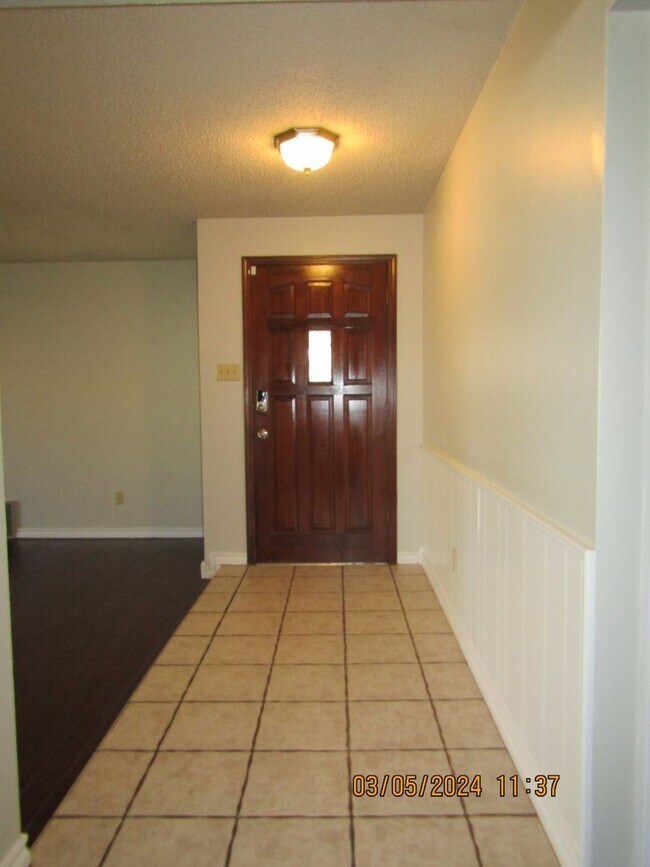 Eastside home located within walking disct... Rental House Rental in Lawton, OK
