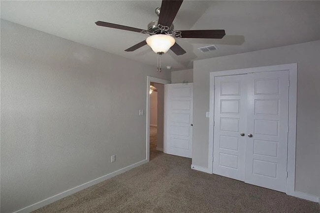 Photo - 107 Lakeview Ct