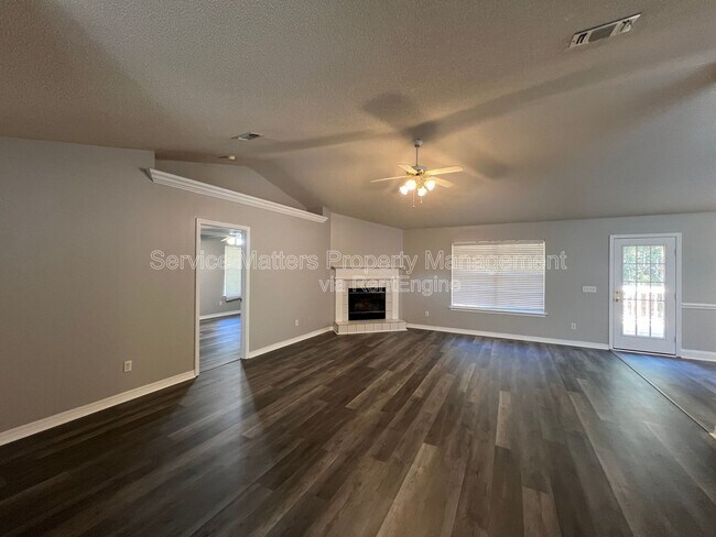 Photo - 4830 Timberland Dr