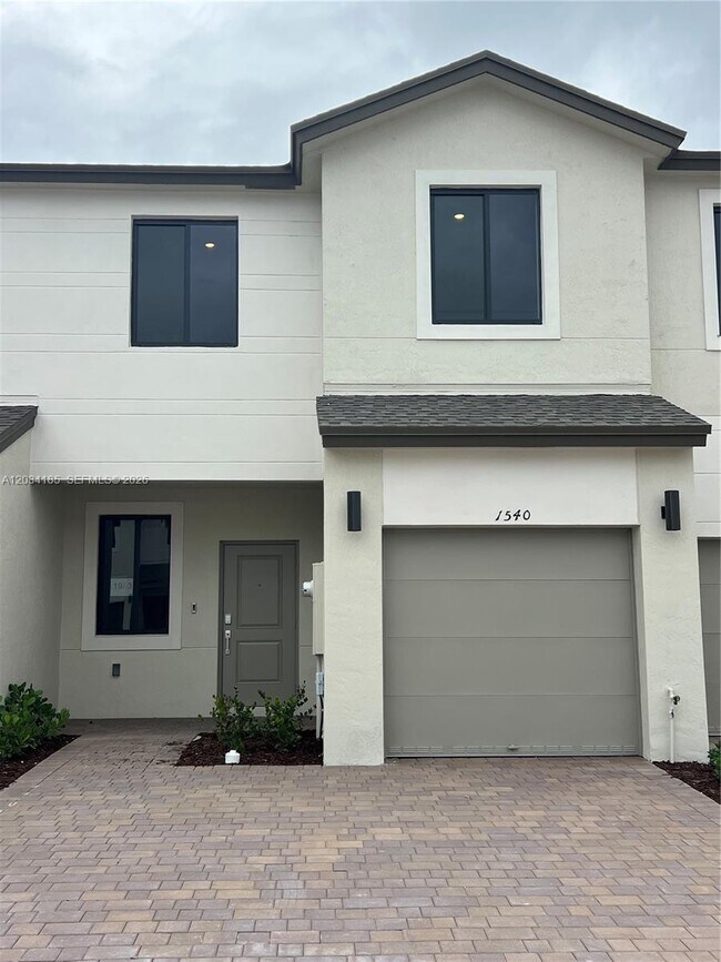 Photo - 1540 NW 1st St