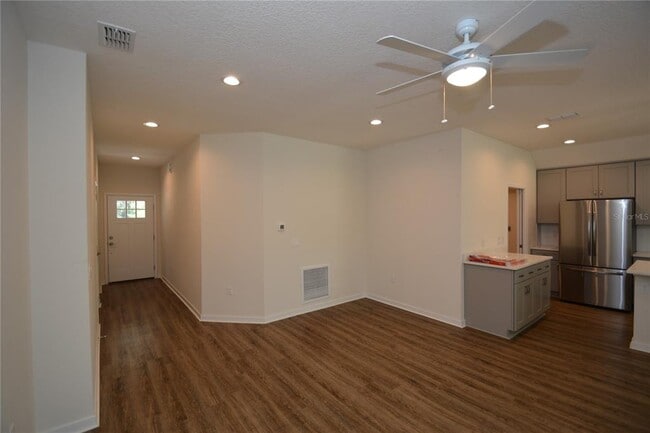 Photo - 12 Smokehouse Pl