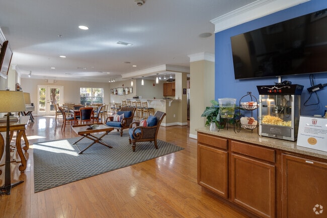 Lodge style Clubhouse with Wi-Fi