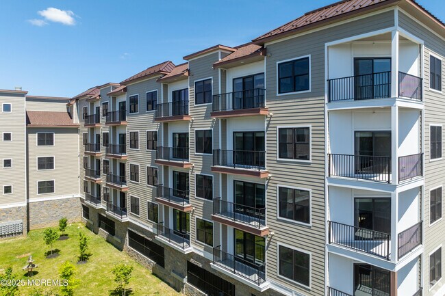 Photo - 272 Willow Ave Unit 308