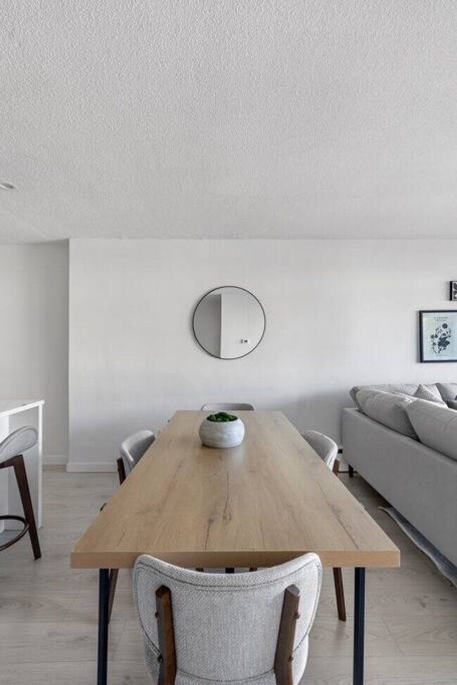 Photo - 55 E 12th Ave Unité SI ID1051842P