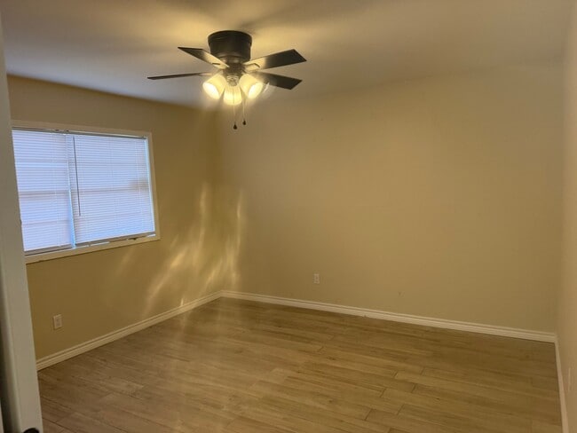 Photo - 6758 Prutzman Rd