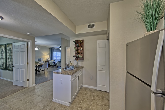 Toledo Club Apartments