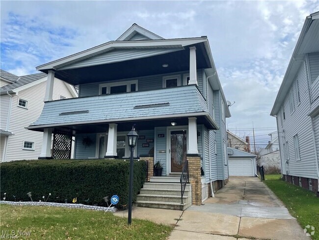 Building Photo - 2119 Waterbury Rd Rental