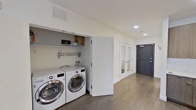 Photo - 1616 S Broadway Unit 312