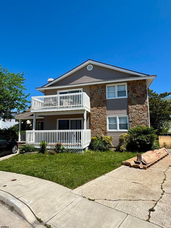 Building Photo - 340 Hampshire Dr Rental