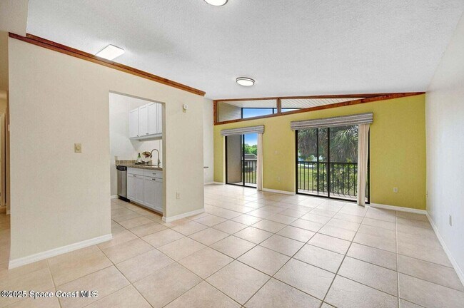 Photo - 1600 Woodland Dr Unit 4206