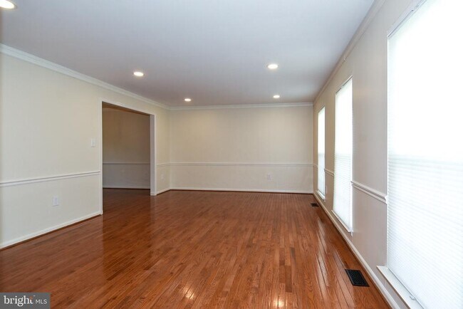 Photo - 3452 Wainscott Pl
