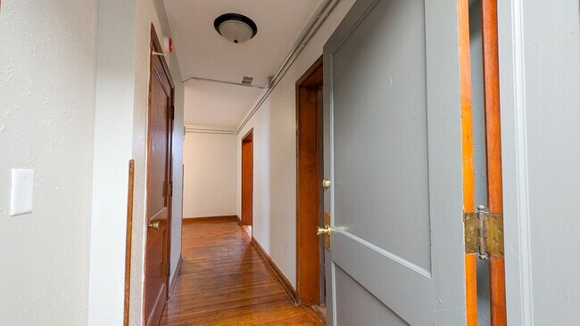 704 Hickory St Unit 3
