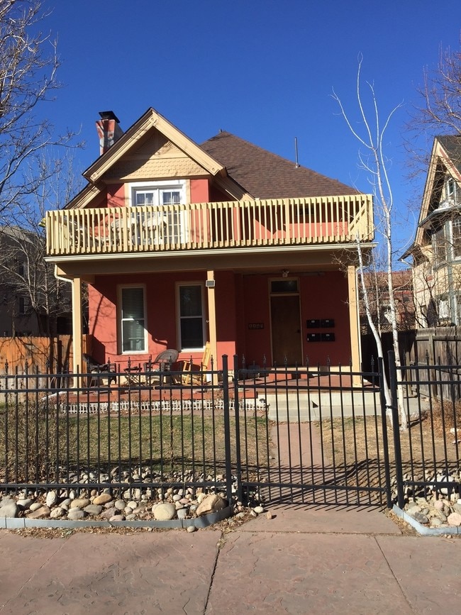 Photo - 1143 Logan St