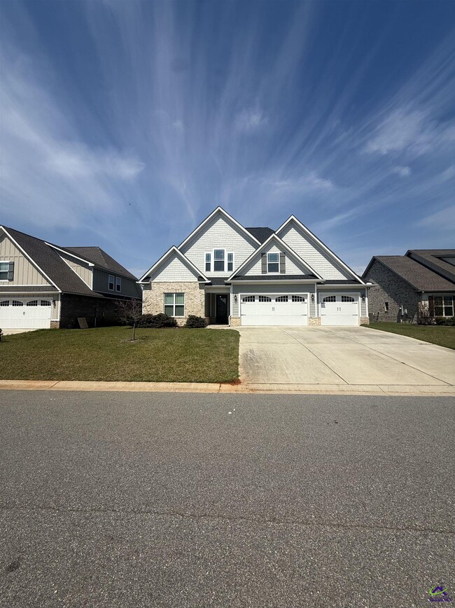 Photo - 221 Perth Ct