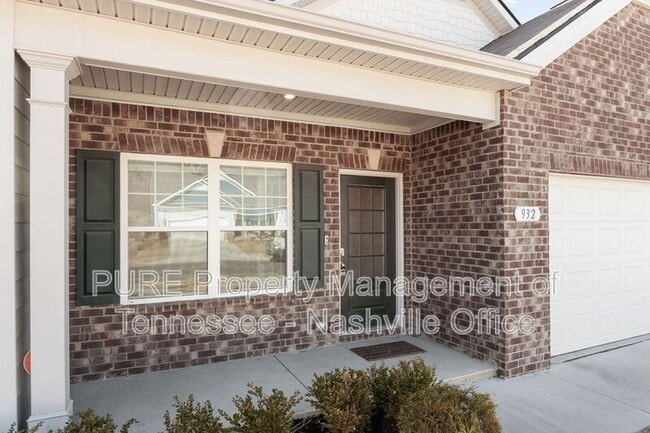 Photo - 932 Millstream Dr