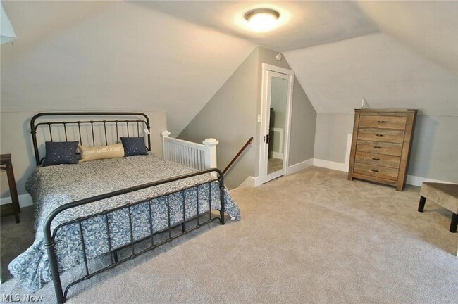 Photo - 1604 Maple Ave