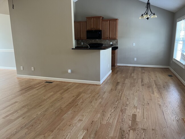 Photo - 650 Northview Dr