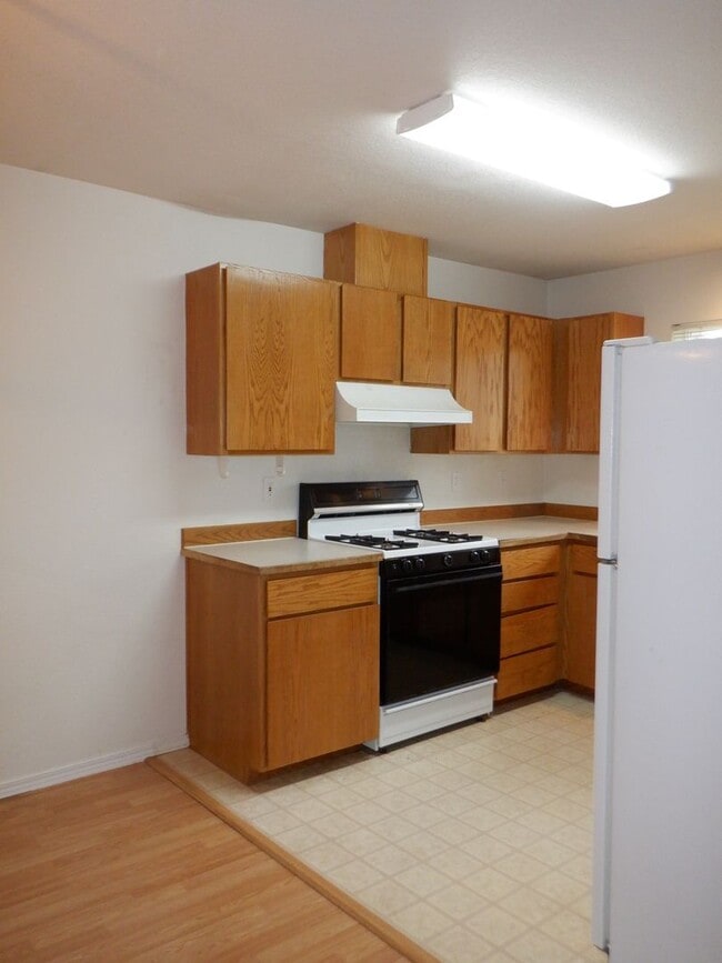 1931 NW Hemlock Ave Unidad A